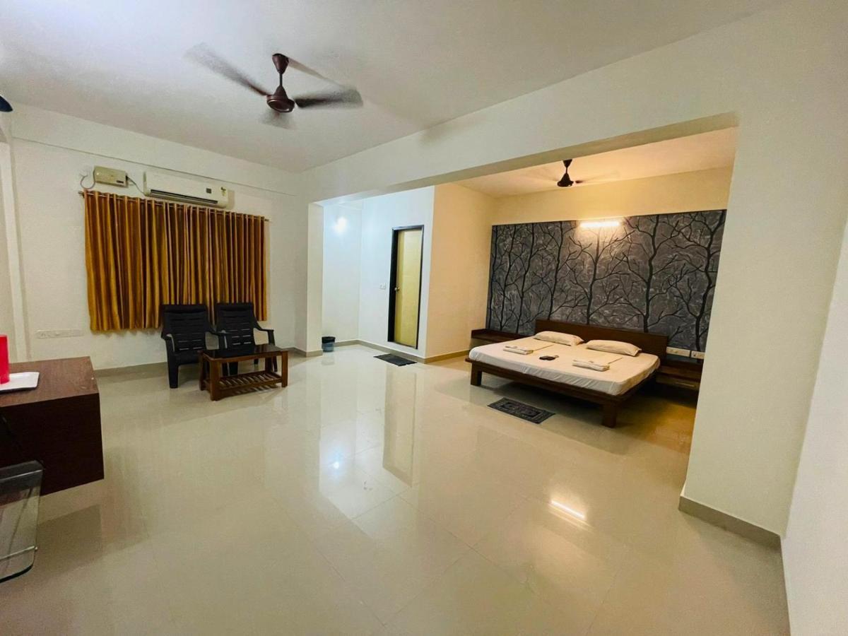 Hotel Radha Pangala Exterior photo