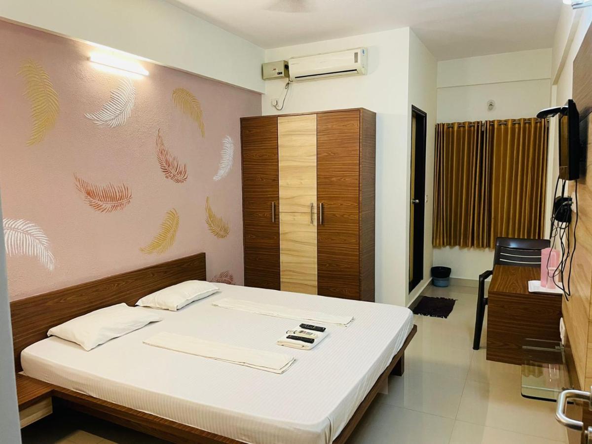 Hotel Radha Pangala Exterior photo