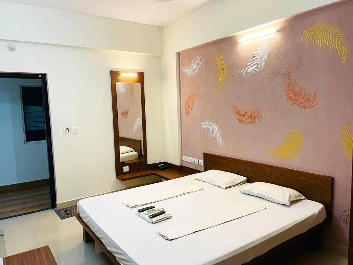 Hotel Radha Pangala Exterior photo