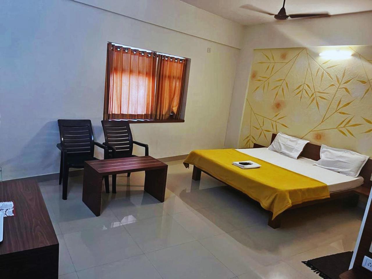 Hotel Radha Pangala Exterior photo